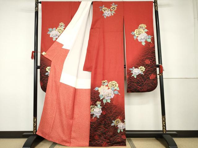 平和屋着物●豪華振袖　花蝶文　金彩　金通し地　正絹　逸品　AABK1782cs