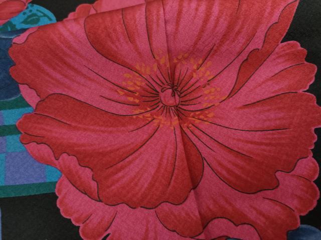 平和屋着物●豪華振袖　草花文　黒地　正絹　逸品　AABK1807cs