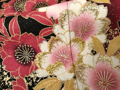 平和屋着物●豪華振袖　刺繍　桜　暈し染め　黒地　金糸　金彩　銀通し地　鈴乃屋扱い　正絹　逸品　AABK1822cs
