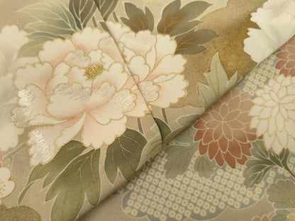 平和屋着物●訪問着　作家物　駒刺繍　立波草花文　金彩　仮絵羽　正絹　逸品　未使用　AABK1827cs