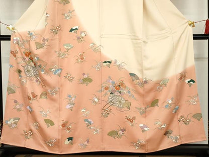 平和屋着物●訪問着　駒刺繍　扇面花車文　暈し染め　金彩　正絹　逸品　AABK1829cs