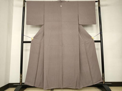 平和屋着物●上質な色無地　霞地紋　胡桃染色　正絹　逸品　未使用　AABK1847ck