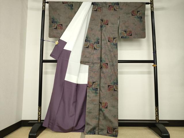 平和屋着物●本場大島紬　純泥染　手織り　9マルキ　梅　小田吉克作　証紙付き　正絹　逸品　AABK1869ck
