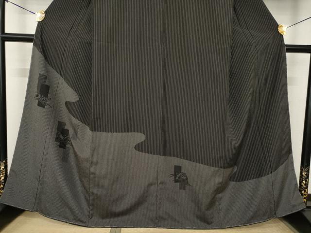 平和屋着物●本塩沢　訪問着　流水短冊兎文　黒地　正絹　逸品　AABK1870ck