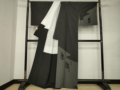 平和屋着物●本塩沢　訪問着　流水短冊兎文　黒地　正絹　逸品　AABK1870ck