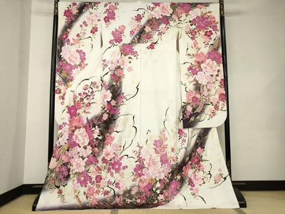 平和屋着物●豪華振袖　刺繍　舞花文　ラインストーン　銀通し地　ロング丈　正絹　逸品　AABK1885ck