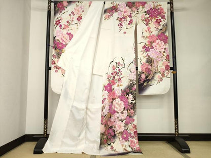 平和屋着物●豪華振袖　刺繍　舞花文　ラインストーン　銀通し地　ロング丈　正絹　逸品　AABK1885ck