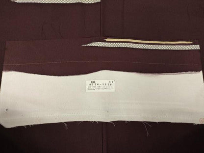 平和屋着物●染匠　菱健謹製　小紋　段違い文様　金彩　反端付き　正絹　逸品　AABK1911ck