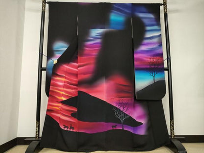 平和屋着物●豪華振袖　作家物　夕暮れ　馬　風景文　黒地　正絹　逸品　AABK1914ck