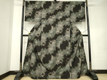 平和屋着物●本場大島紬　9マルキ　総絣　笹竹文　正絹　逸品　AABK1915ck