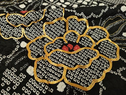 平和屋着物●豪華振袖　総絞り　駒刺繍　舞花文　黒地　金彩　正絹　逸品　AABK1917ck