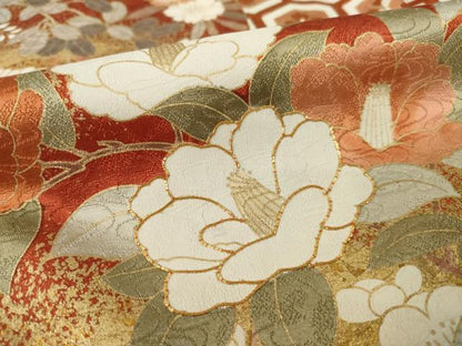 平和屋着物●豪華振袖　駒刺繍　蔓帯花文　黒地　金彩　正絹　逸品　AABK1918ck