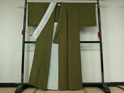 平和屋着物▽上質な色無地　単衣　幾何学地紋　草色　正絹　逸品　AABK2056jh