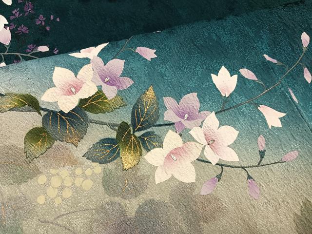 平和屋着物●豪華振袖　手描き　刺繍　草花文　暈し染め　金彩　やまと誂製　正絹　逸品　AABK2131ph