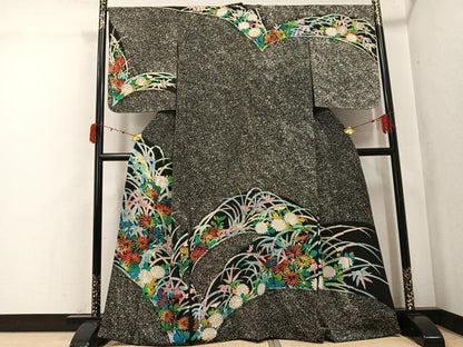 平和屋着物●訪問着　刺繍　ろうけつ染め　草花文　黒地　金彩　正絹　逸品　AABK2165ph