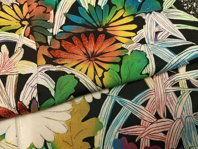 平和屋着物●訪問着　刺繍　ろうけつ染め　草花文　黒地　金彩　正絹　逸品　AABK2165ph