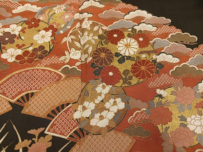 平和屋着物●豪華黒留袖　駒刺繍　地紙草花文　金彩　正絹　逸品　AABK2183ph