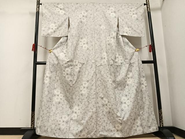 平和屋着物●本場大島紬　白大島　9マルキ　花尽くし　正絹　逸品　AABK2194ph