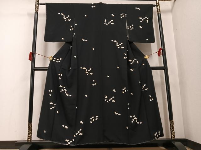 平和屋着物●上質な小紋　夜桜　黒地　金彩　正絹　逸品　未使用　AABK2195ph