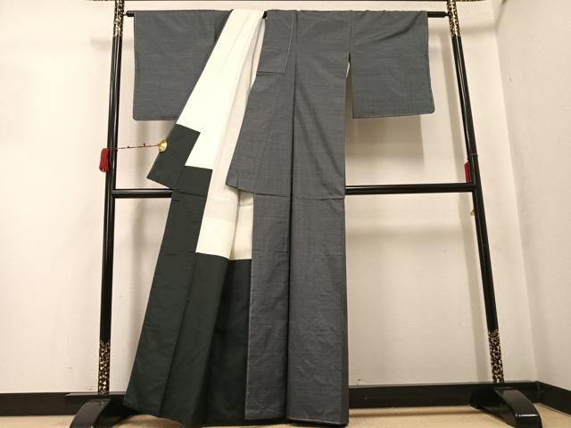平和屋着物●本場大島紬　藍愛つがみ　大河　宮脇兼太郎商店謹製　証紙付き　正絹　逸品　未使用　AABK2209ph