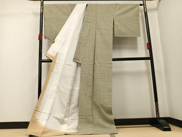 平和屋着物●本場結城紬　重要無形文化財　100亀甲　遠州七宝文　ロング丈　正絹　逸品　未使用　AABK2231ph