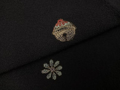 平和屋着物●上質な小紋　総刺繍　鈴　花　黒地　金糸　正絹　逸品　AABK2237ph