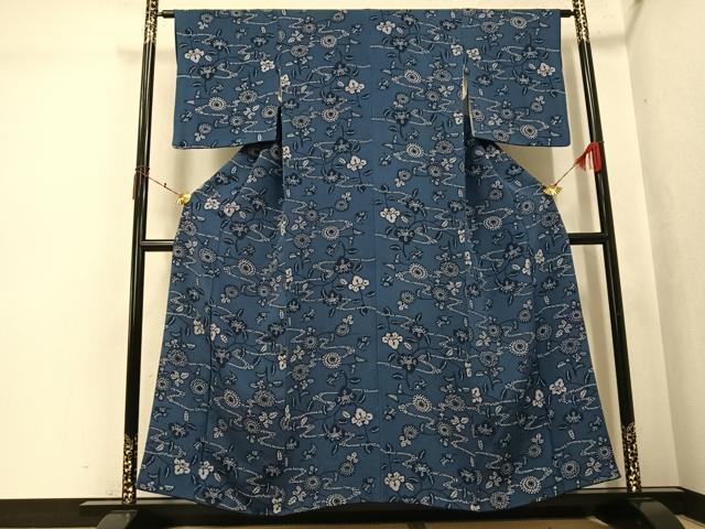 平和屋着物●本藍　型絵染　小紋　花鳥文　鬼しぼ縮緬　正絹　逸品　AABK2247ph
