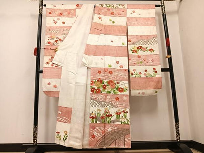 平和屋着物●豪華振袖　駒刺繍　渡り橋草花文　金彩　正絹　逸品　AABK2260ph