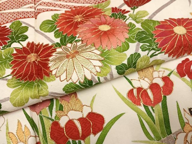 平和屋着物●豪華振袖　駒刺繍　渡り橋草花文　金彩　正絹　逸品　AABK2260ph