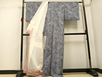 平和屋着物●本場大島紬　9マルキ　葡萄蔦の葉文　正絹　逸品　AABK2262ph