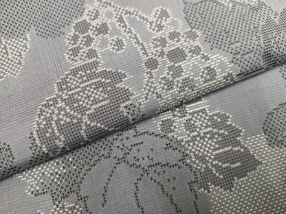 平和屋着物●本場大島紬　9マルキ　葡萄蔦の葉文　正絹　逸品　AABK2262ph