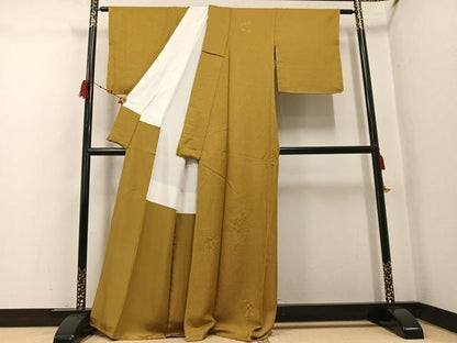 平和屋着物●無地絵羽訪問着　総刺繍　中国三大刺繍　スワトウ刺繍　汕頭刺繍　扇面花文　黄朽葉色　正絹　逸品　未使用　AABK2277ph
