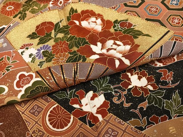 平和屋着物●豪華黒留袖　作家物　駒刺繍　扇面吉祥花文　暈し染め　金彩　正絹　逸品　AABK2279ph