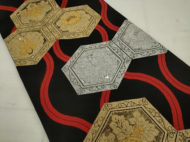 平和屋着物◎六通柄袋帯　唐織　亀甲花蝶文　黒地　金銀糸　正絹　逸品　AABK2379pf