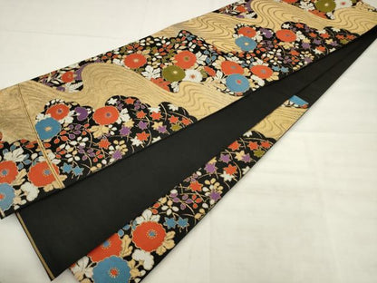 平和屋着物◎六通柄　本袋帯　流水草花文　黒地　金糸　正絹　逸品　AABK2531pf