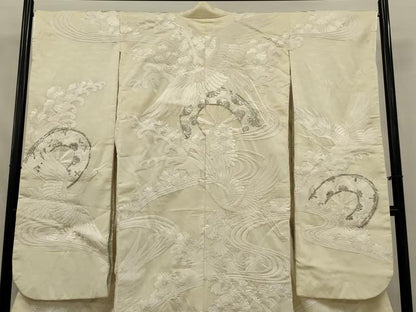 平和屋本店●白打掛　白無垢　和装　婚礼　結婚式　花嫁　神社挙式　駒刺繍　源氏車飛鶴花文　逸品　AABK2732ou