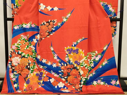 平和屋本店●お引きずり・お引き摺り・引き振袖　和装　結婚式　舞妓　芸妓　芸者　衣装　駒刺繍　草花文　逸品　AABK2737ou