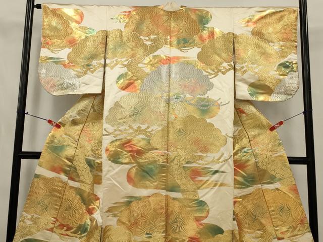 平和屋本店●色打掛　和装　婚礼　結婚式　花嫁　神社挙式　総刺繍　枝松文　金銀糸　逸品　AABK2744ou