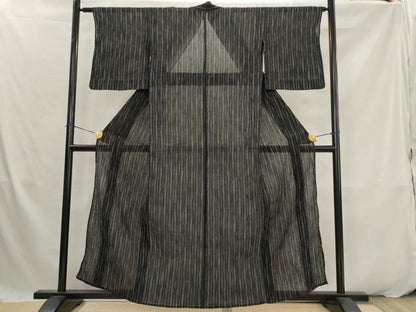 平和屋着物＊夏物　本場小千谷ちぢみ　縞　黒地　やまと誂製　麻　逸品　AABK2860st