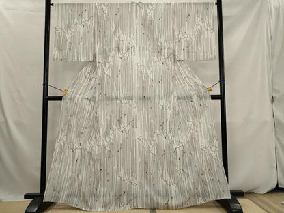 平和屋着物＊夏物　小紋　絽縮緬　流水文　魚　洗える着物　AABK2871st