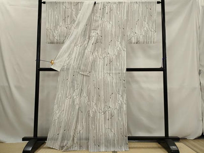 平和屋着物＊夏物　小紋　絽縮緬　流水文　魚　洗える着物　AABK2871st