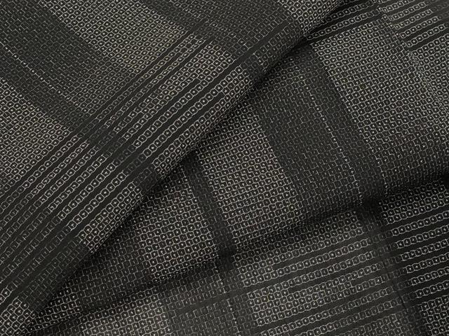 平和屋着物＊夏物　本塩沢　夏塩沢　110亀甲　変わり間道　黒地　正絹　逸品　AABK3010st