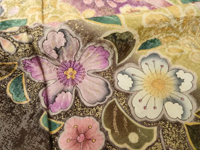 平和屋着物●豪華振袖　辻が花　舞花文　暈し染め　金通し地　ロング丈　正絹　逸品　AABK3043ck
