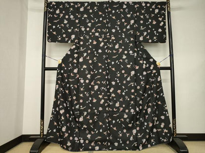 平和屋着物●小紋　玩具文　黒地　洗える着物　AABK3076ck