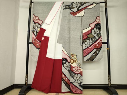 平和屋着物●豪華振袖　駒刺繍　御所車花文　正絹　逸品　AABK3102ck