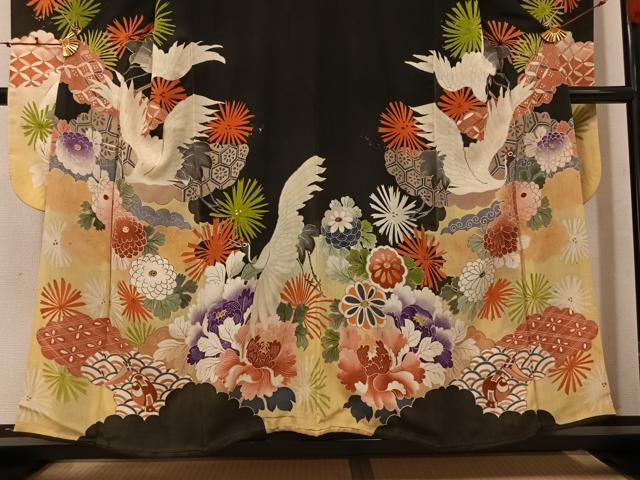 平和屋着物●アンティーク　大正ロマン　振袖　駒刺繍　群れ鶴花文　黒地　金銀彩　正絹　逸品　AABK3211ph