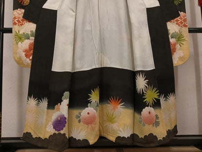 平和屋着物●アンティーク　大正ロマン　振袖　駒刺繍　群れ鶴花文　黒地　金銀彩　正絹　逸品　AABK3211ph