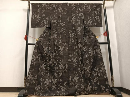 平和屋着物●本場大島紬　9マルキ　花唐草文　正絹　逸品　AABK3232ph