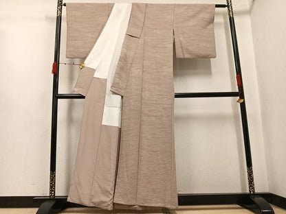 平和屋着物●上質な色無地　空五倍子色　正絹　逸品　AABK3237ph