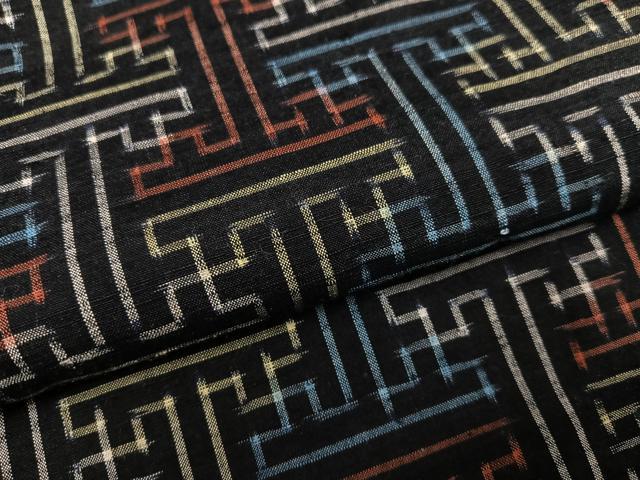平和屋着物●上質な紬　秋名バラ柄　黒地　正絹　逸品　AABK3289ph